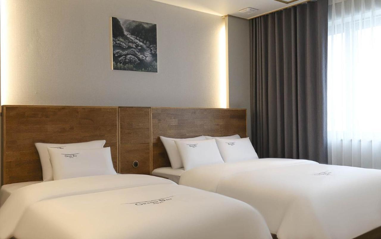 Hotel Grand Bay Борьонг Екстериор снимка