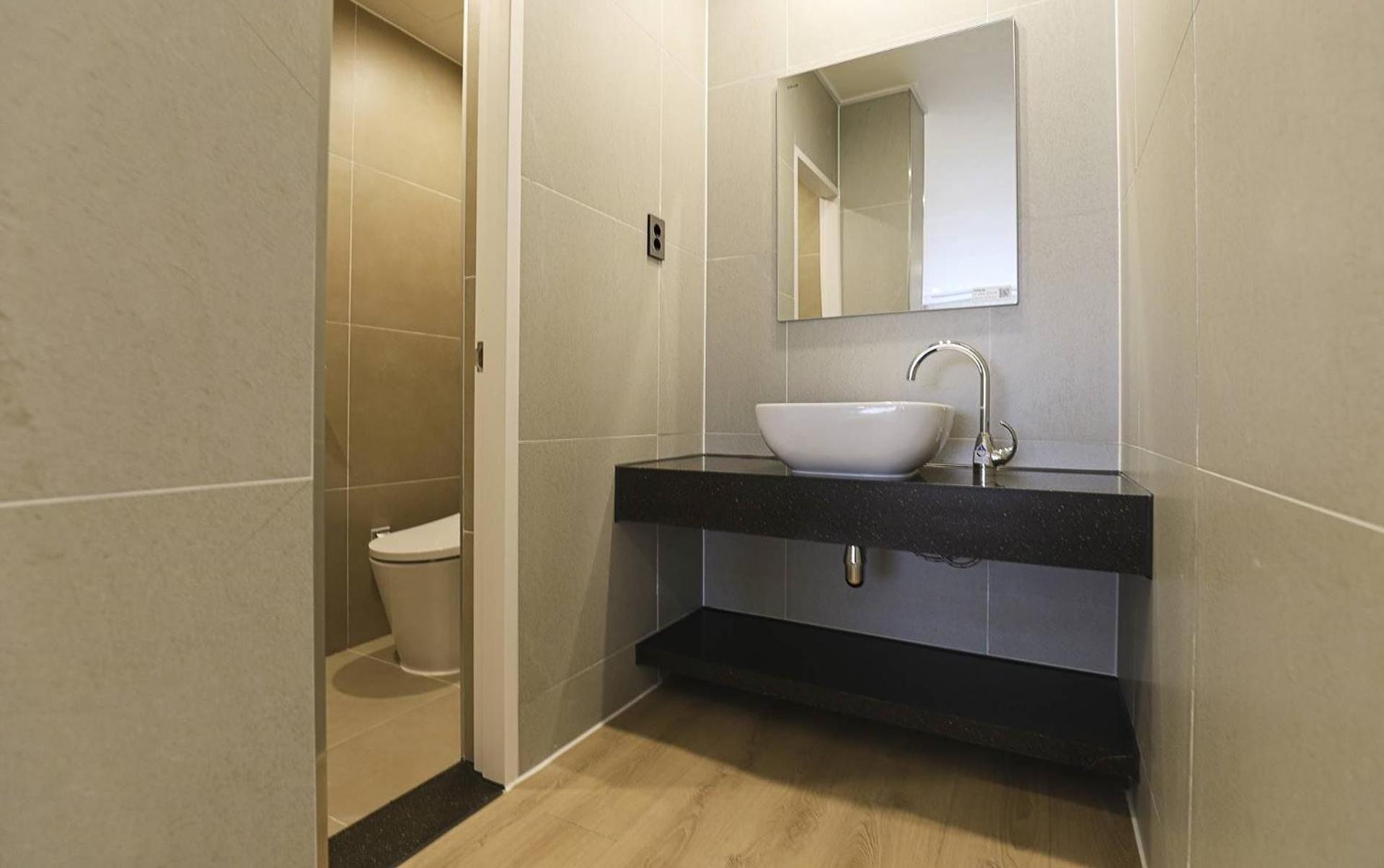 Hotel Grand Bay Борьонг Екстериор снимка